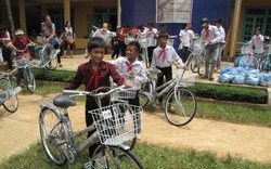 Báo Dân Việt - Nông thôn Ngày nay: Xe đạp cho em tới trường