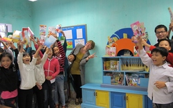 Nông thôn vơi nỗi lo “đói” sách: Trí thức trẻ đưa sách về quê