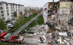 Nổ lớn phá sập chung cư 4 tầng ở Paris