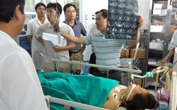 Lái xe khách rơi xuống vực ở Lào Cai kể gì sau khi qua cơn nguy kịch?