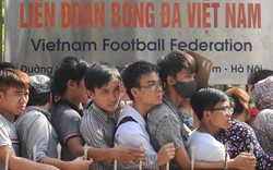 Vé xem U19 Việt Nam tăng 30 lần, fan cuồng thành... “phe vé“