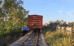 Nghệ An: Tàu hỏa gãy trục, đường sắt Bắc - Nam tê liệt