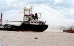 Chùm ảnh: Diễn tập cứu hộ tàu chìm trên sông Sài Gòn