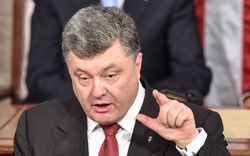 Tổng thống Poroshenko: Không thể dùng súng đạn để chiến thắng tại Đông Ukraine