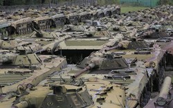 Ukraine vạch kế hoạch chi tiêu “khủng” cho quân sự