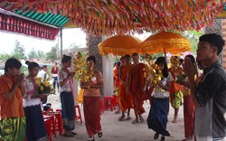 Lễ khánh thành nhà mới độc đáo của Phật 