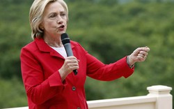 Bà Clinton kêu gọi nước Mỹ canh chừng TQ
