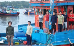 11 ngư dân trên tàu cá bị Trung Quốc đâm chìm đã về bến