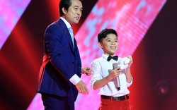 Cậu bé nghèo 12 tuổi "gây sốt" The Voice Kids