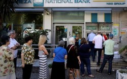 Khủng hoảng tài chính tại Hy Lạp: Người chết cũng khổ