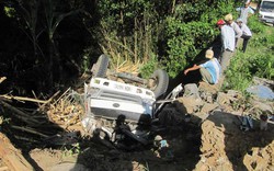 Quảng Nam: Xe tải lao xuống vực, 3 người thương vong