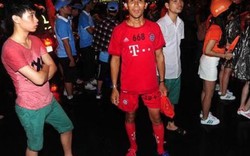 Fan Bayern Munich chạy bộ 60km... đón Man City