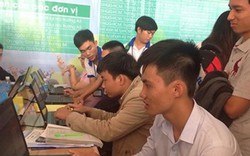 Thí sinh chen chân xét tuyển ĐH