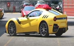 Ngắm Ferrari F12 Berlinetta Speciale màu vàng