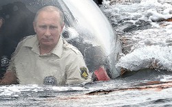 Video Tổng thống Putin thám hiểm đáy Biển Đen