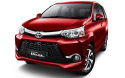 Toyota tung bộ đôi xe mới giá 292 triệu đồng