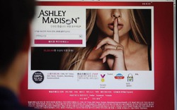 Những con số "khủng" trong vụ hack website hẹn hò AshleyMadison