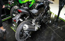 Siêu mô tô Kawasaki Z250SL hầm hố sắp lên kệ