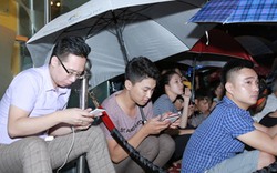 Xếp hàng dài chờ mua Galaxy Note 5 tại Việt Nam