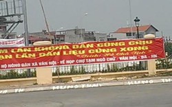 Chuyện lạ ở Vân Nội: Đòi họp chợ “cóc” ngay trước Ủy ban xã