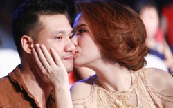 Đan Lê hôn Khải Anh ngay dưới khán đài  VTV Awards