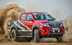 Toyota Hilux Racing Experience - xứng danh "thần đua trên sa mạc"