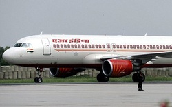 Ấn Độ: 125 tiếp viên hàng không bị ngừng bay vì quá béo