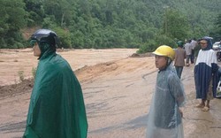 Thanh Hóa: Một huyện bị cô lập do mưa lớn