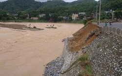 Thanh Hóa: Nước lũ dâng cao, sơ tán hàng trăm hộ dân