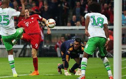 Clip: Lập cú "repoker" trong vòng 10 phút, Lewandowski đi vào lịch sử Bundesliga