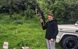 Thiếu gia Nga dùng súng trường khoe đẳng cấp xa xỉ