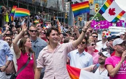Thủ tướng đẹp trai Canada diễu hành cùng người đồng tính