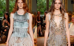 Ngắm những mẫu váy quá gợi cảm của Alberta Ferretti