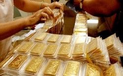 Vàng tăng lên 39,5 triệu đồng/lượng, nhà vàng mỏi tay thay đổi giá