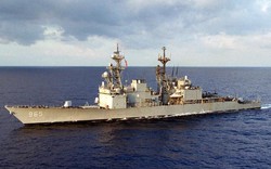 Tàu khu trục Mỹ “lượn” gần đảo nhân tạo, khiêu khích TQ