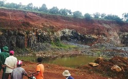 Vụ 3 cháu nhỏ chết đuối ở Đắk Nông: Lỗi do công ty khai thác đá?