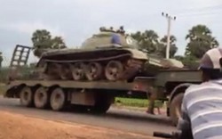 Campuchia: Di chuyển xe tăng, truy kẻ âm mưu đảo chính