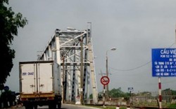 Tái lưu thông cầu Việt Trì, không buộc dân nộp phí đi cầu mới