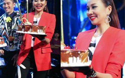 Thanh Hằng tươi rói đón sinh nhật cùng Vietnam's Next Top