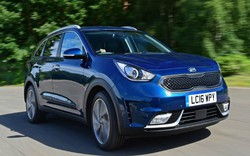 Kia Niro hybrid SUV 2016 có hạ nổi Toyota Prius?