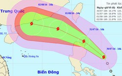 Bão Nida gần biển Đông