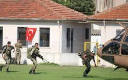 Đảo chính Thổ Nhĩ Kỳ: Nhóm đặc nhiệm lùng giết Tổng thống Erdogan bị tóm gọn