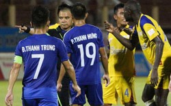 Điểm lại những bê bối của các trọng tài ở V.League 2016