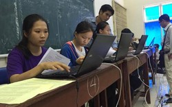 Ngày đầu xét tuyển đại học: Vẫn chưa suôn sẻ