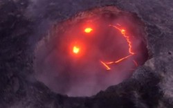 Ngỡ ngàng "mẹ thiên nhiên" mỉm cười trong dung nham núi lửa