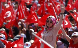5 triệu người Thổ Nhĩ Kỳ tuần hành ủng hộ chính quyền