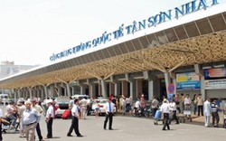 Sân bay Tân Sơn Nhất "tắc" cả... trên trời