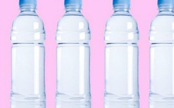 5 cách làm sạch chai đựng nước từ nguyên liệu đơn giản, có sẵn