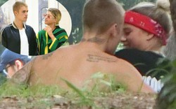 Justin Bieber ôm hôn bạn gái 17 tuổi ngoài công viên