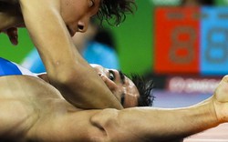 Chấn thương rợn người của đô vật hạng 75 kg tại Olympic